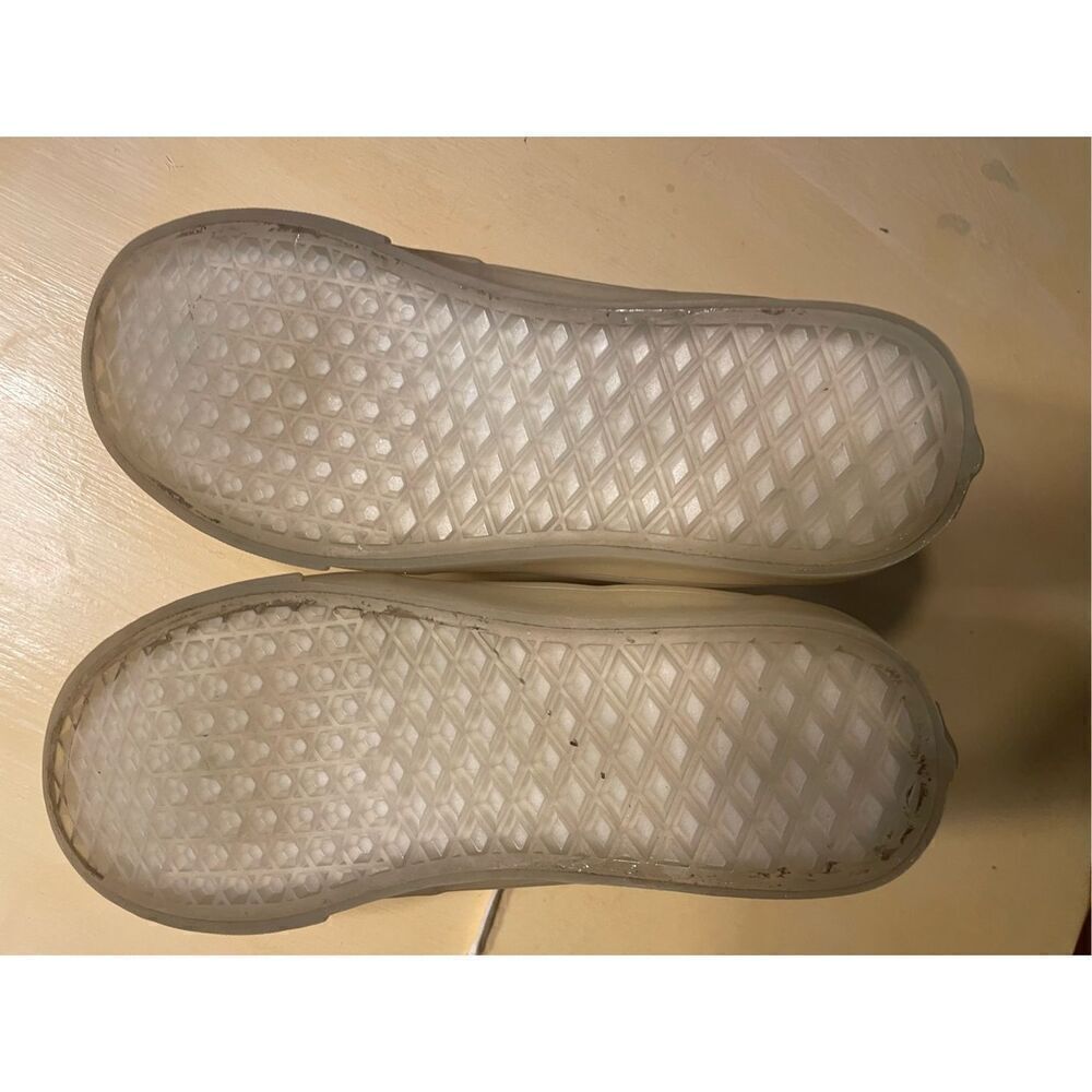 VANS Shoes  - Picture 6 of 6